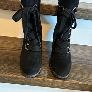 Black Lace-Up Women's Boots